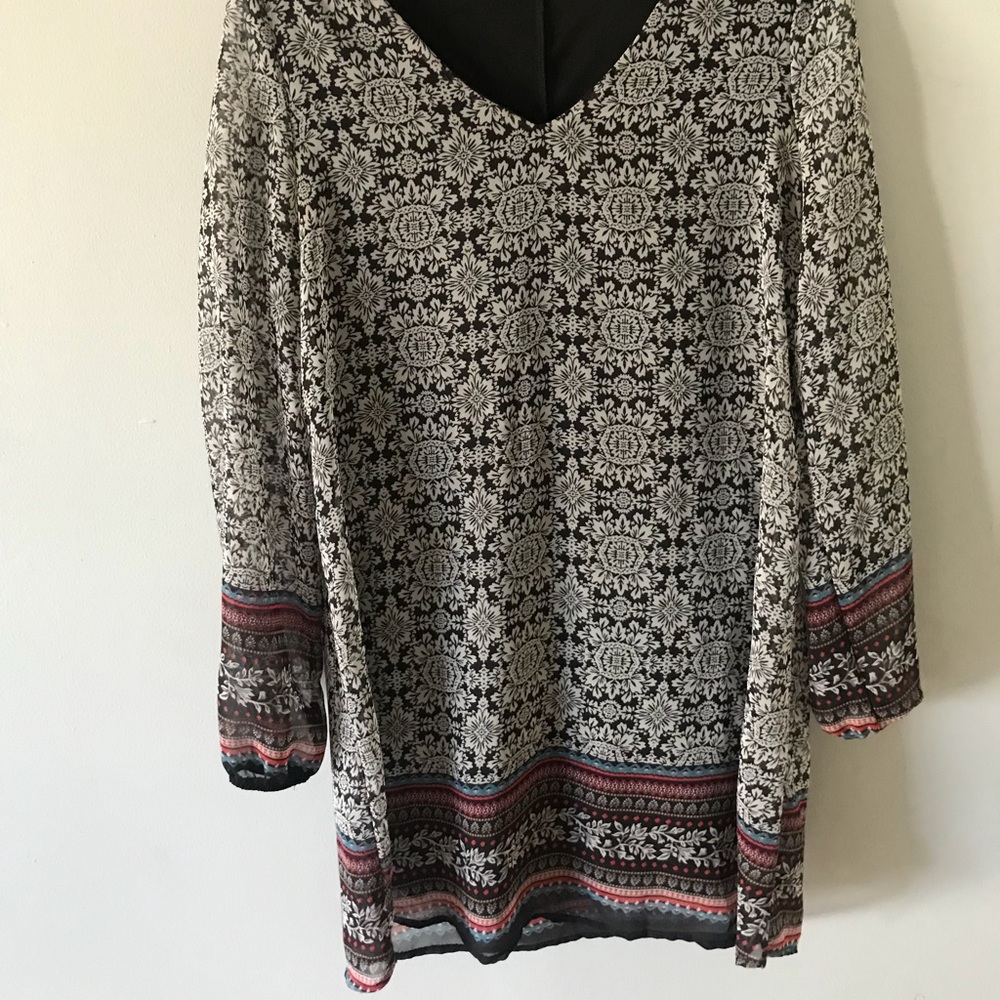 Long sleeve geometric dress
